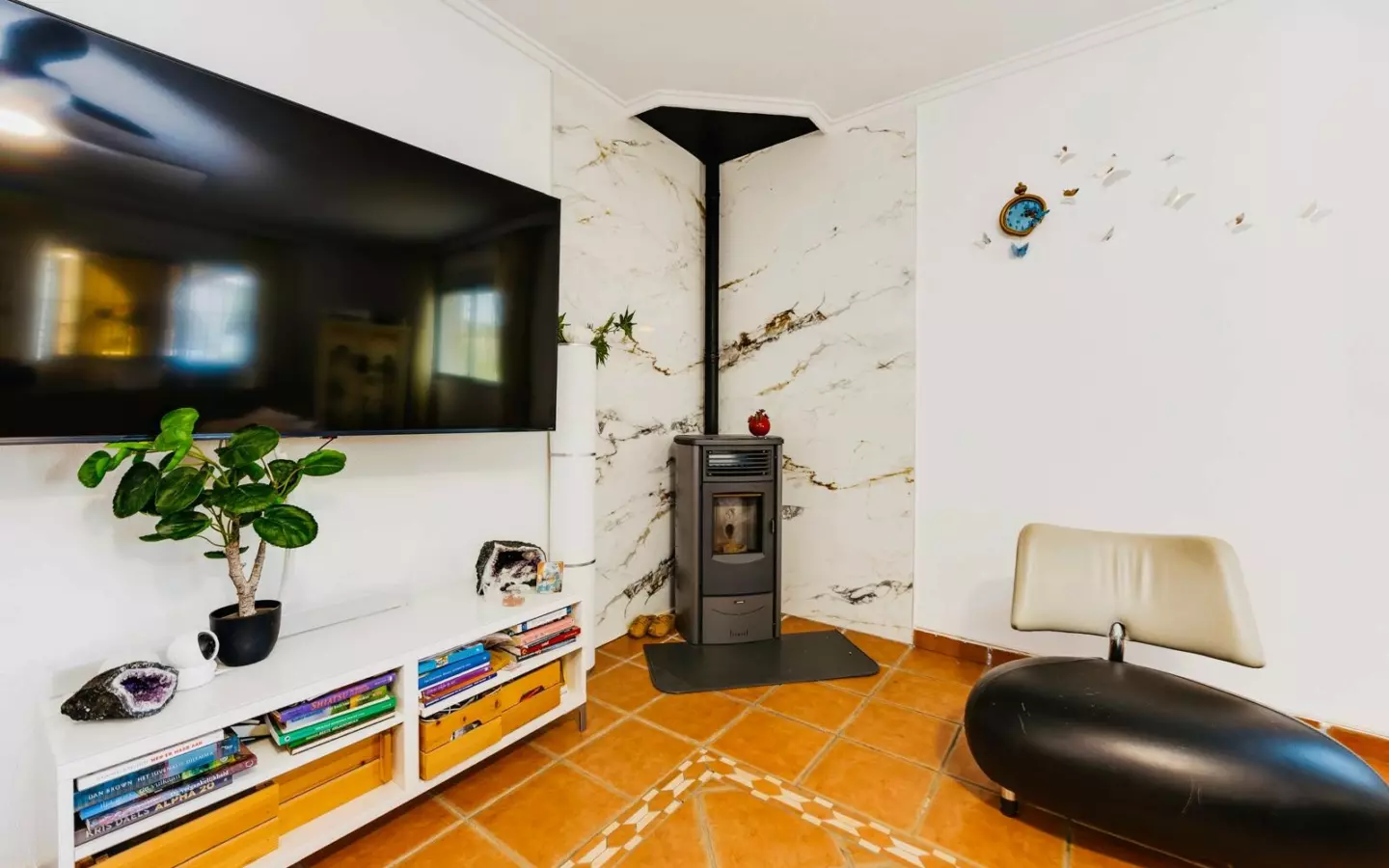4-bedroom Villa In San Miguel De Salinas, Spain (356 M²)