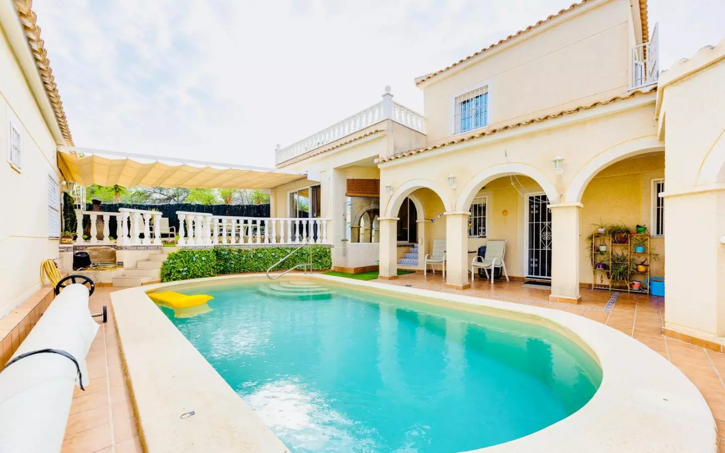 4-bedroom Villa In San Miguel De Salinas, Spain (356 M²)