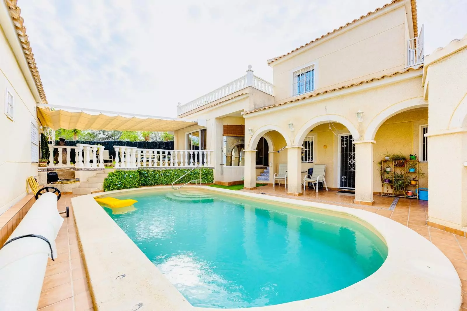 4-bedroom Villa In San Miguel De Salinas, Spain (356 M²)