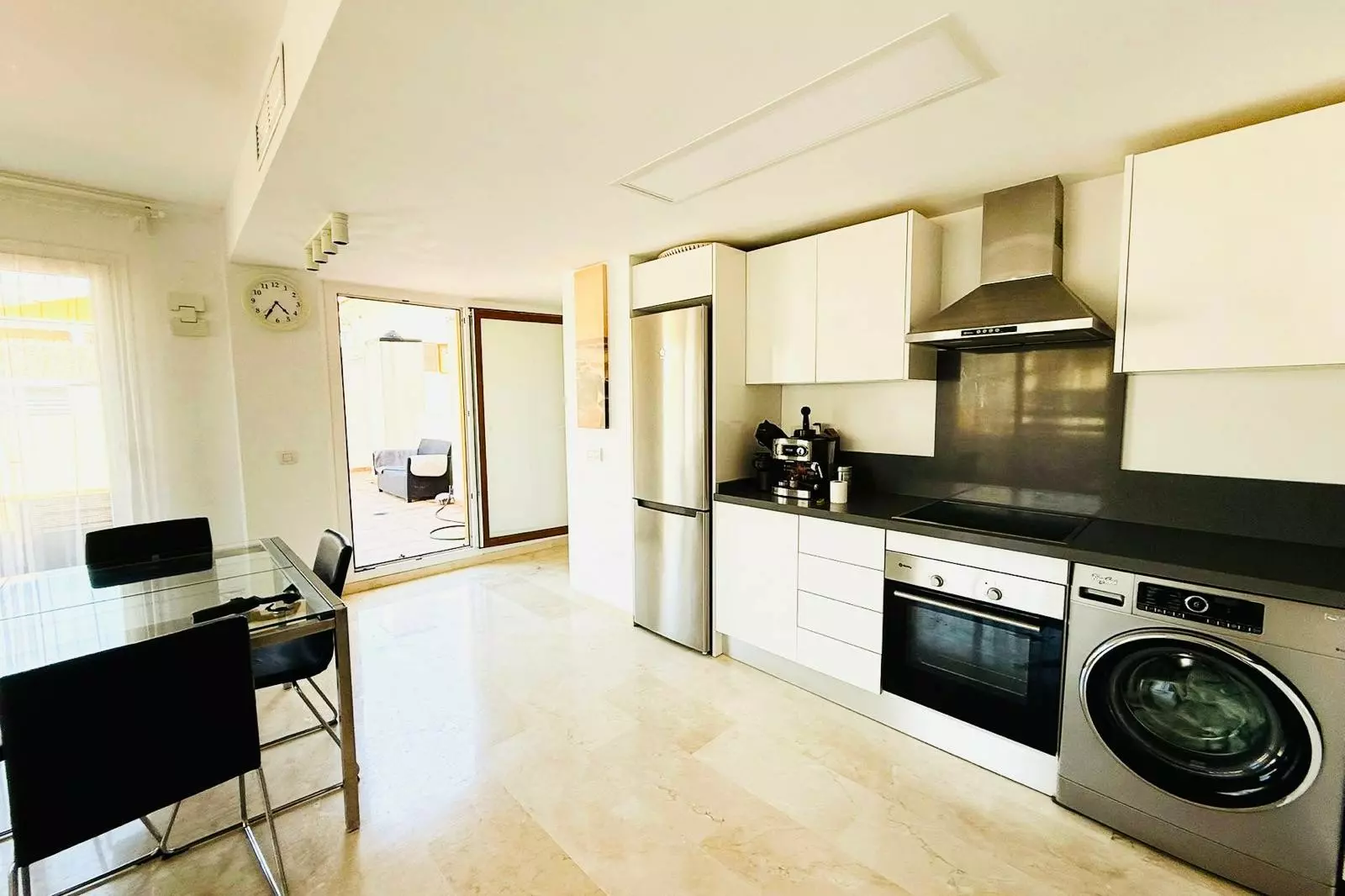 3-bedroom Apartment In Orihuela Costa, Spain (142 M²)