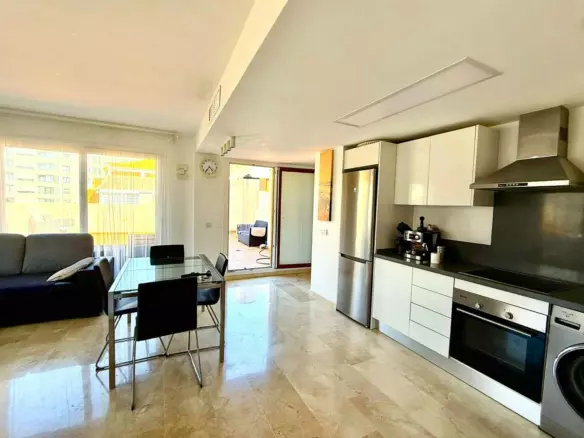 3-bedroom Apartment In Orihuela Costa, Spain (142 M²)