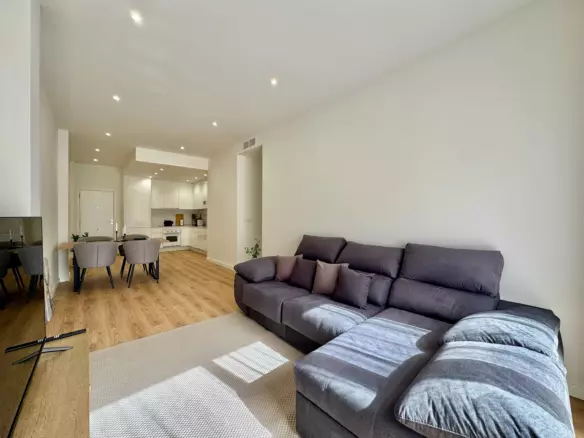 2-bedroom Apartment In Torrevieja, Spain (80 M²)