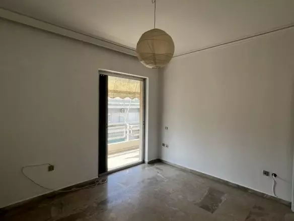 3-bedroom Flat In Zografou, Greece (141 M²)