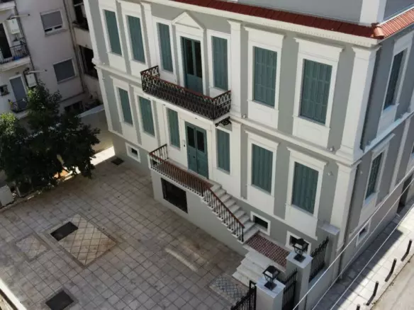 Building In Analipsi – Mpotsari – Nea Paralia, Greece (680 M²)