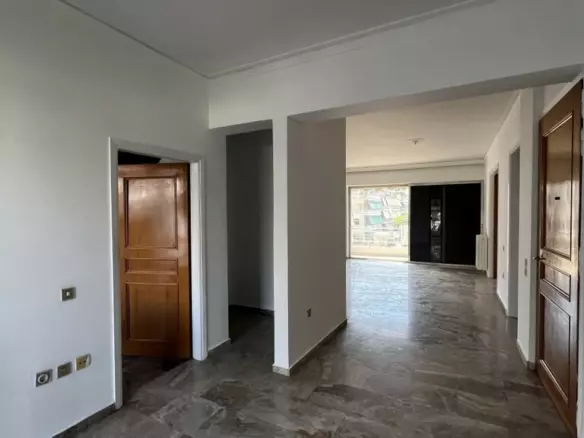 3-bedroom Flat In Zografou, Greece (141 M²)
