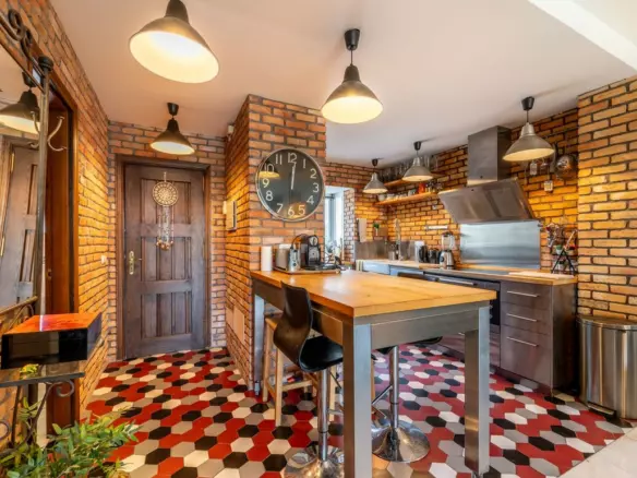 3-bedroom Townhouse In Marbella, Spain (198 M²)