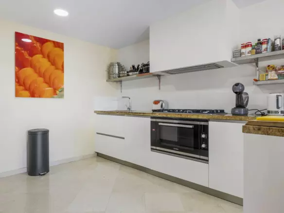 5-bedroom Townhouse In Benahavis, Spain (333 M²)