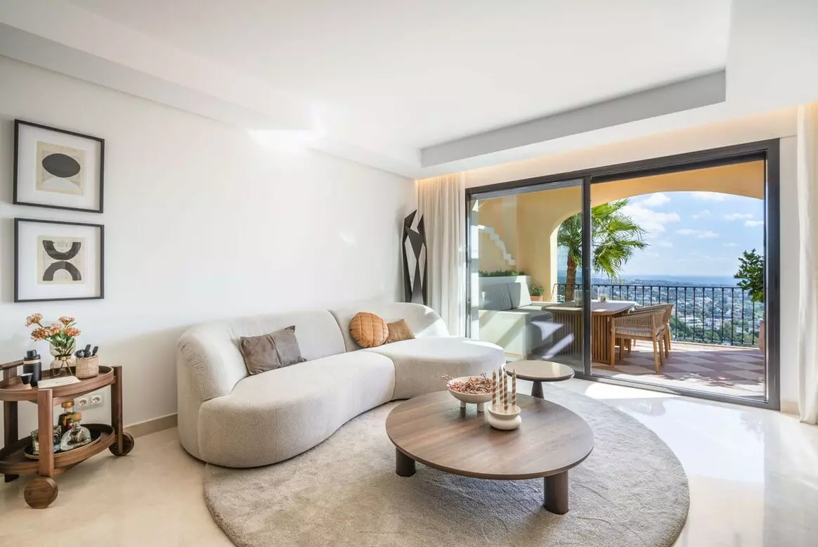 3-bedroom Penthouse In Benahavis, Spain (124 M²)