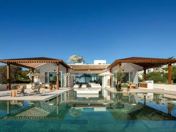 6-bedroom Villa In Marbella, Spain (854 M²)