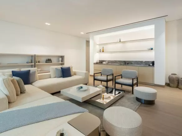 6-bedroom Villa In Benahavis, Spain (716 M²)
