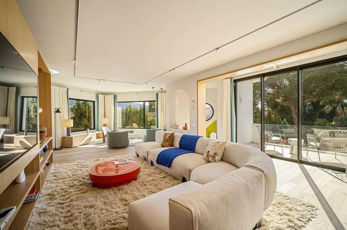 4-bedroom Villa In Marbella, Spain (262 M²)