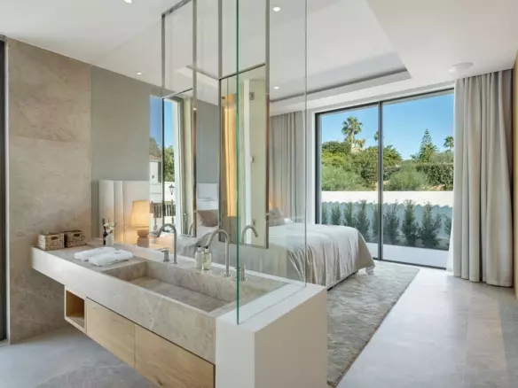 6-bedroom Villa In Marbella, Spain (854 M²)
