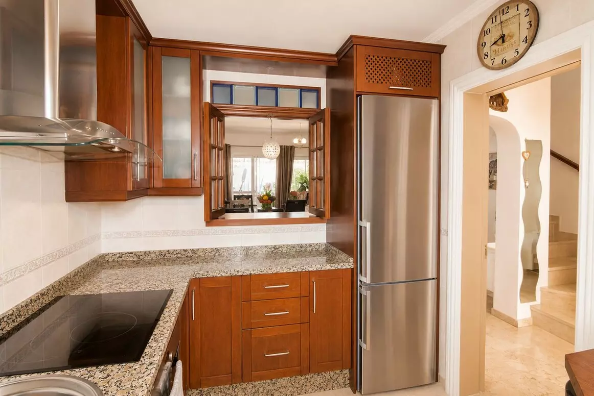 5-bedroom Townhouse In Marbella, Spain (206 M²)