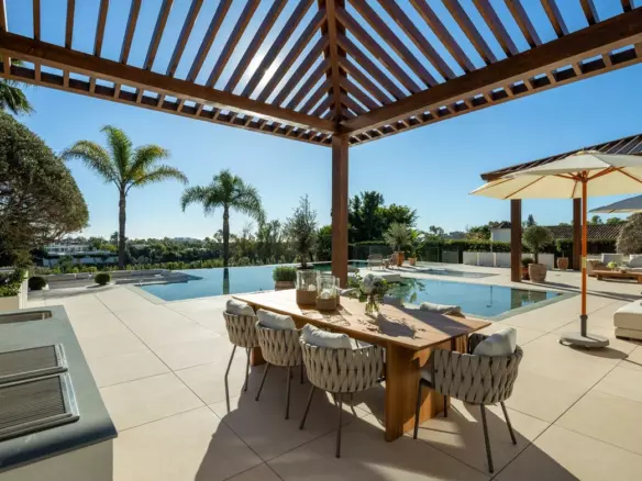 6-bedroom Villa In Marbella, Spain (854 M²)