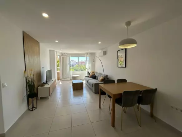 3-bedroom Apartment In Torrevieja, Spain (80 M²)