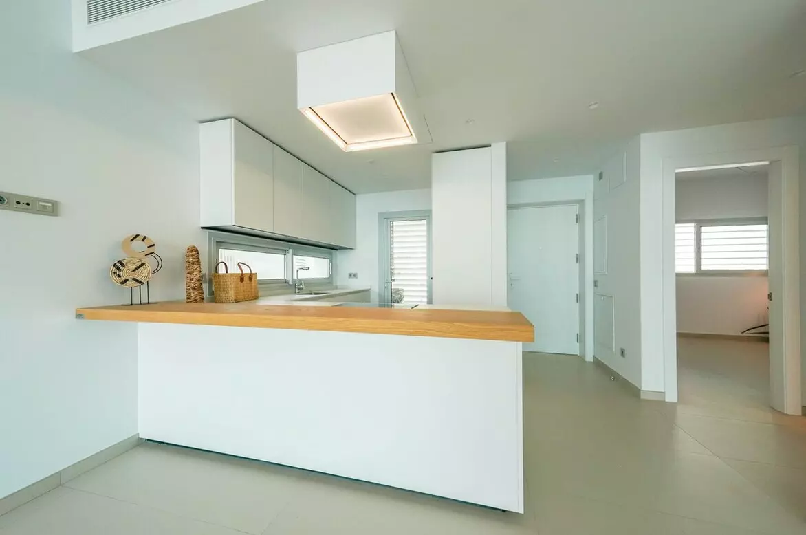 2-bedroom Penthouse In Fuengirola, Spain (84 M²)