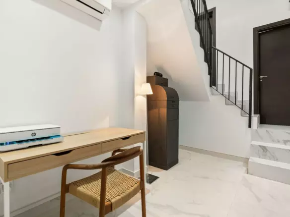 1-bedroom Townhouse In Estepona, Spain (107 M²)