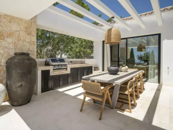 8-bedroom Villa In Benahavis, Spain (958 M²)