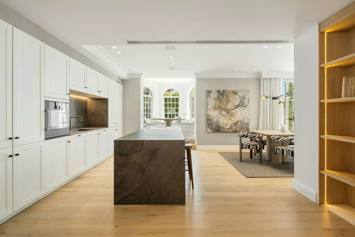 5-bedroom Villa In Marbella, Spain (722 M²)