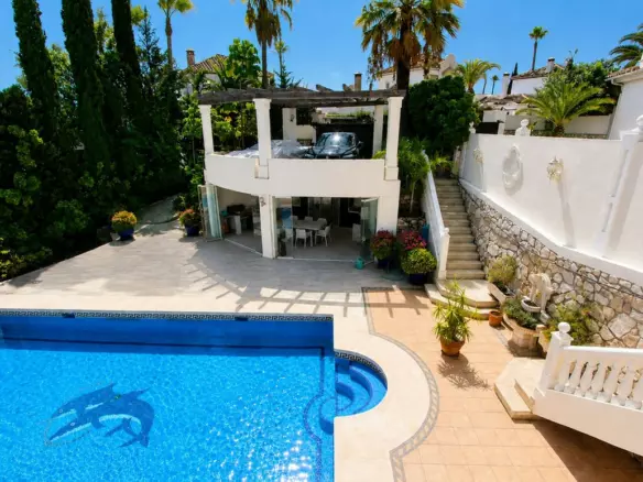 4-bedroom Villa In Elviria, Spain (213 M²)