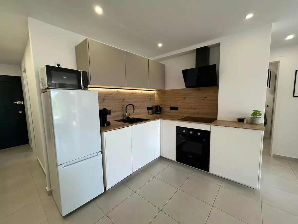 3-bedroom Apartment In Torrevieja, Spain (80 M²)
