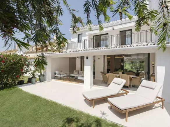 4-bedroom Townhouse In Marbella, Spain (273 M²)