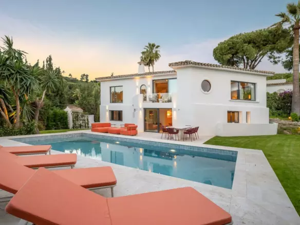 4-bedroom Villa In Marbella, Spain (262 M²)