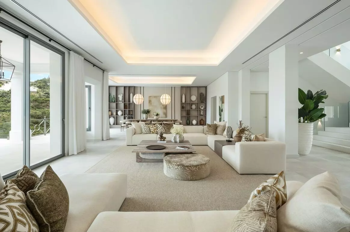 5-bedroom Villa In Benahavis, Spain (1.372 M²)