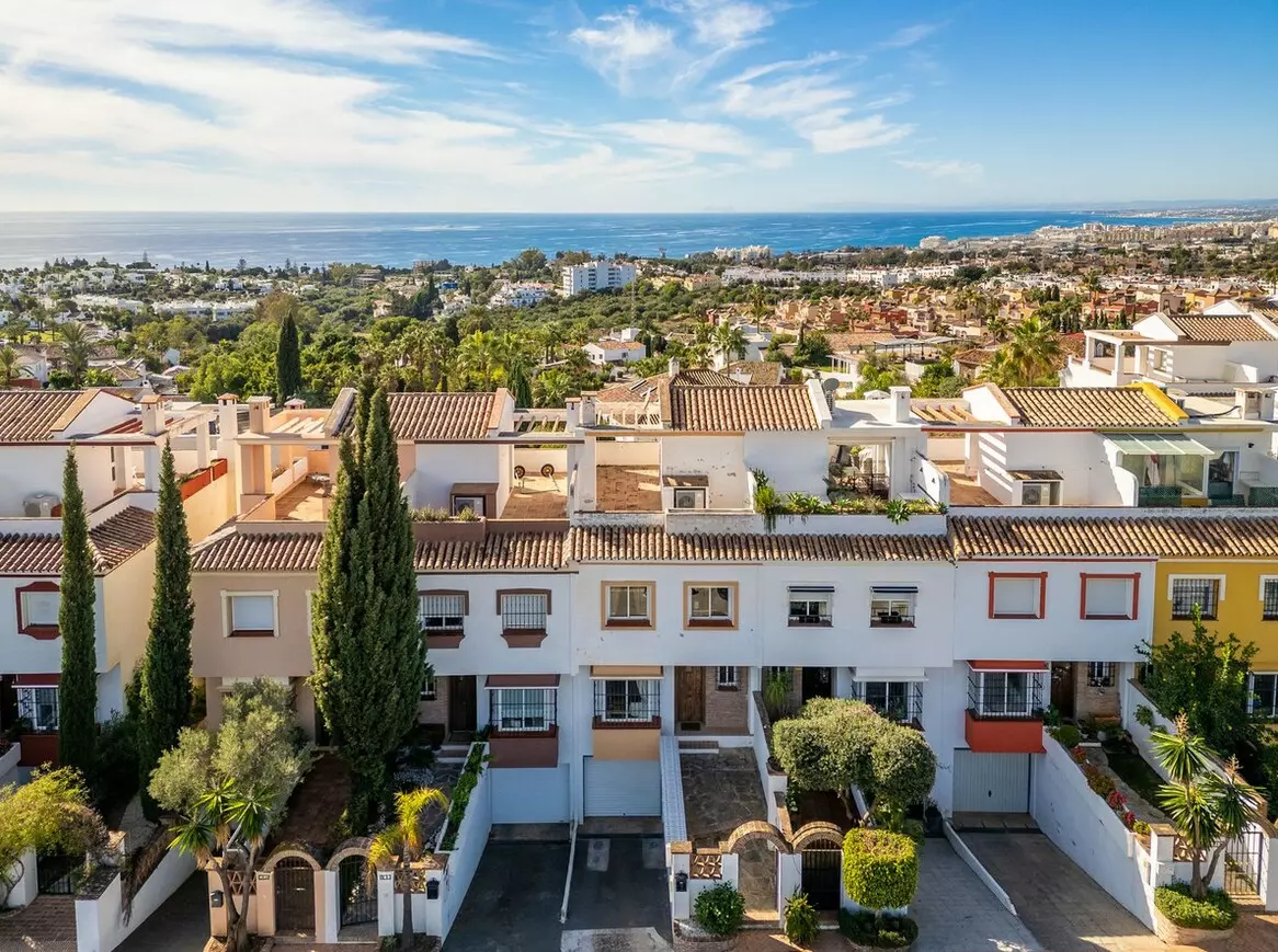 3-bedroom Townhouse In Marbella, Spain (198 M²)