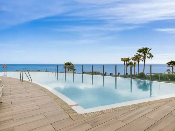 2-bedroom Ground Floor Apartment In Estepona, Spain (121 M²)