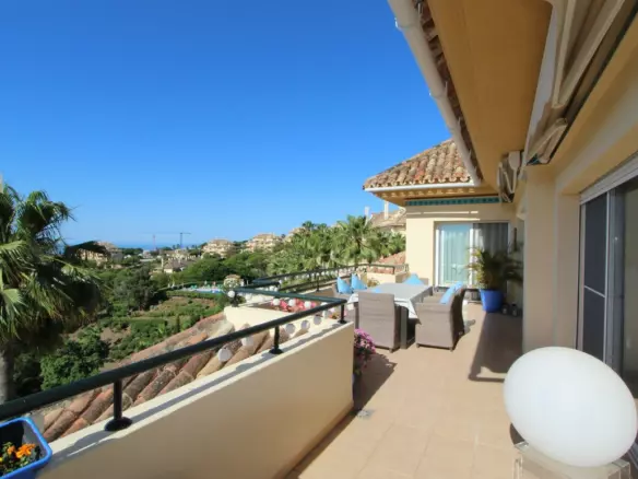 3-bedroom Penthouse In Elviria, Spain (161 M²)