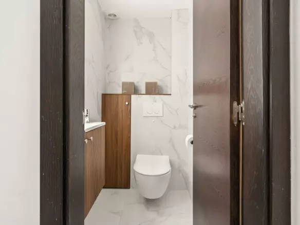1-bedroom Townhouse In Estepona, Spain (107 M²)