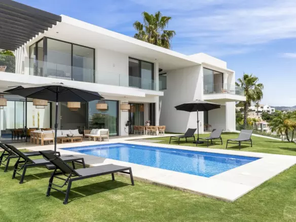 5-bedroom Villa In Benahavis, Spain (744 M²)