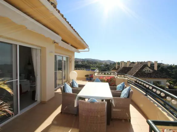 3-bedroom Penthouse In Elviria, Spain (161 M²)