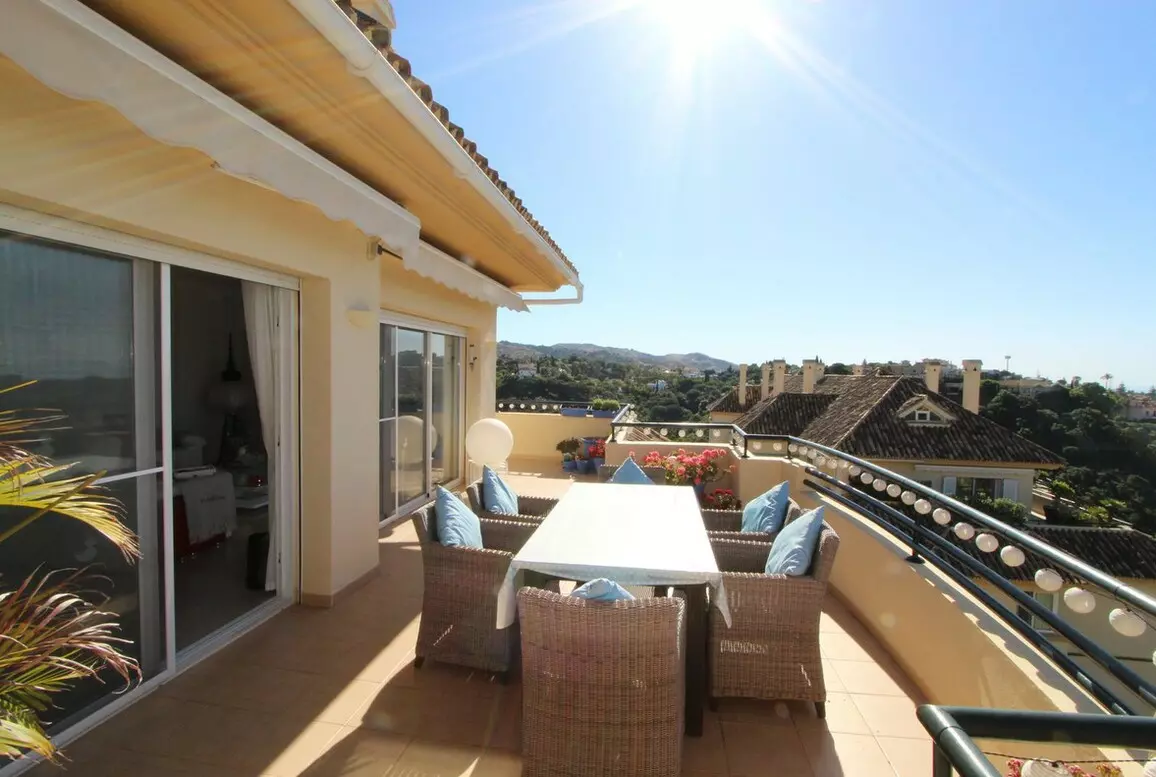 3-bedroom Penthouse In Elviria, Spain (161 M²)