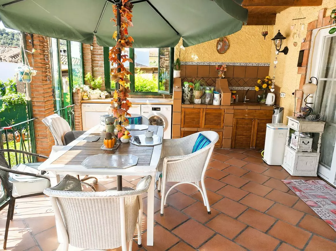 2-bedroom Villa In Benahavis, Spain (94 M²)