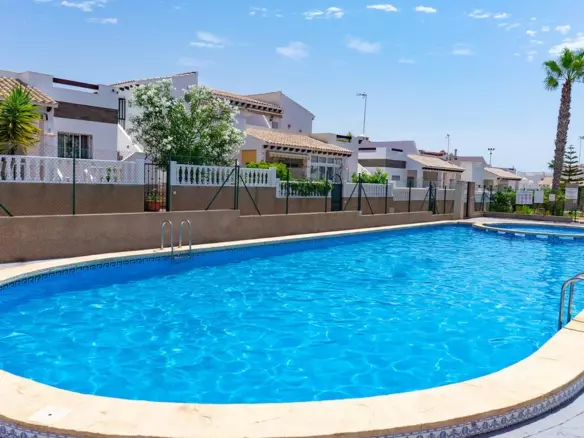 3-bedroom Town House In Orihuela Costa, Spain (95 M²)