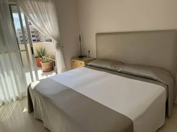 4-bedroom Penthouse In Estepona, Spain (145 M²)