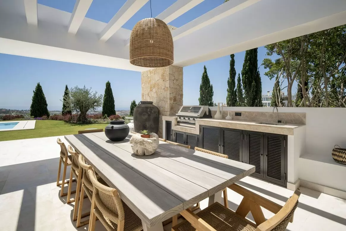 8-bedroom Villa In Benahavis, Spain (958 M²)