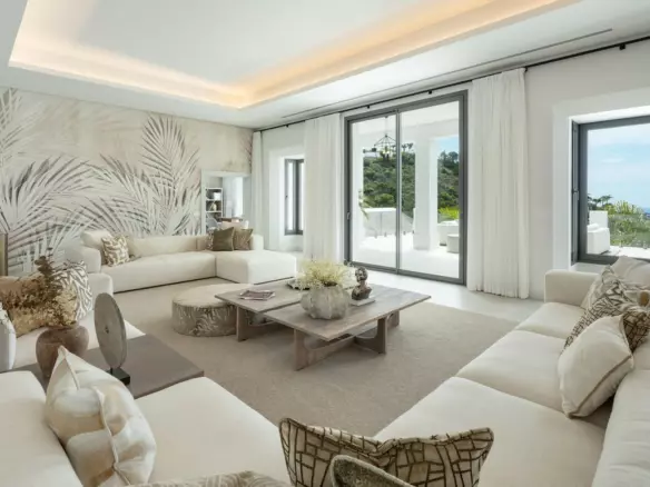 5-bedroom Villa In Benahavis, Spain (1.372 M²)