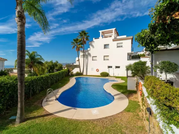 3-bedroom Townhouse In Marbella, Spain (198 M²)
