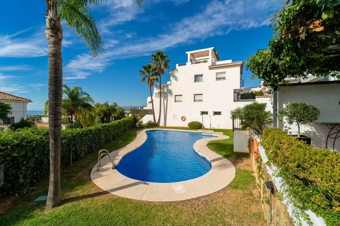 3-bedroom Townhouse In Marbella, Spain (198 M²)