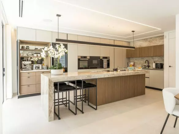 4-bedroom Villa In Marbella, Spain (360 M²)