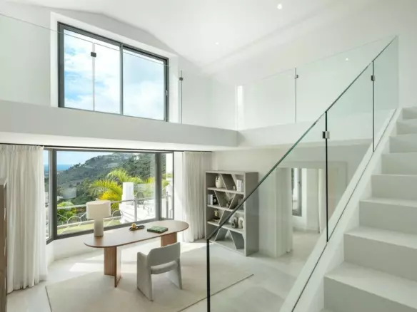 5-bedroom Villa In Benahavis, Spain (1.372 M²)