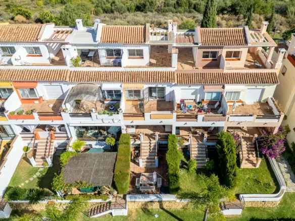 3-bedroom Townhouse In Marbella, Spain (198 M²)