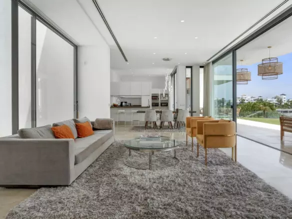 5-bedroom Villa In Benahavis, Spain (744 M²)