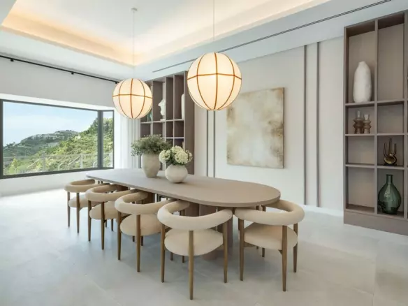 5-bedroom Villa In Benahavis, Spain (1.372 M²)