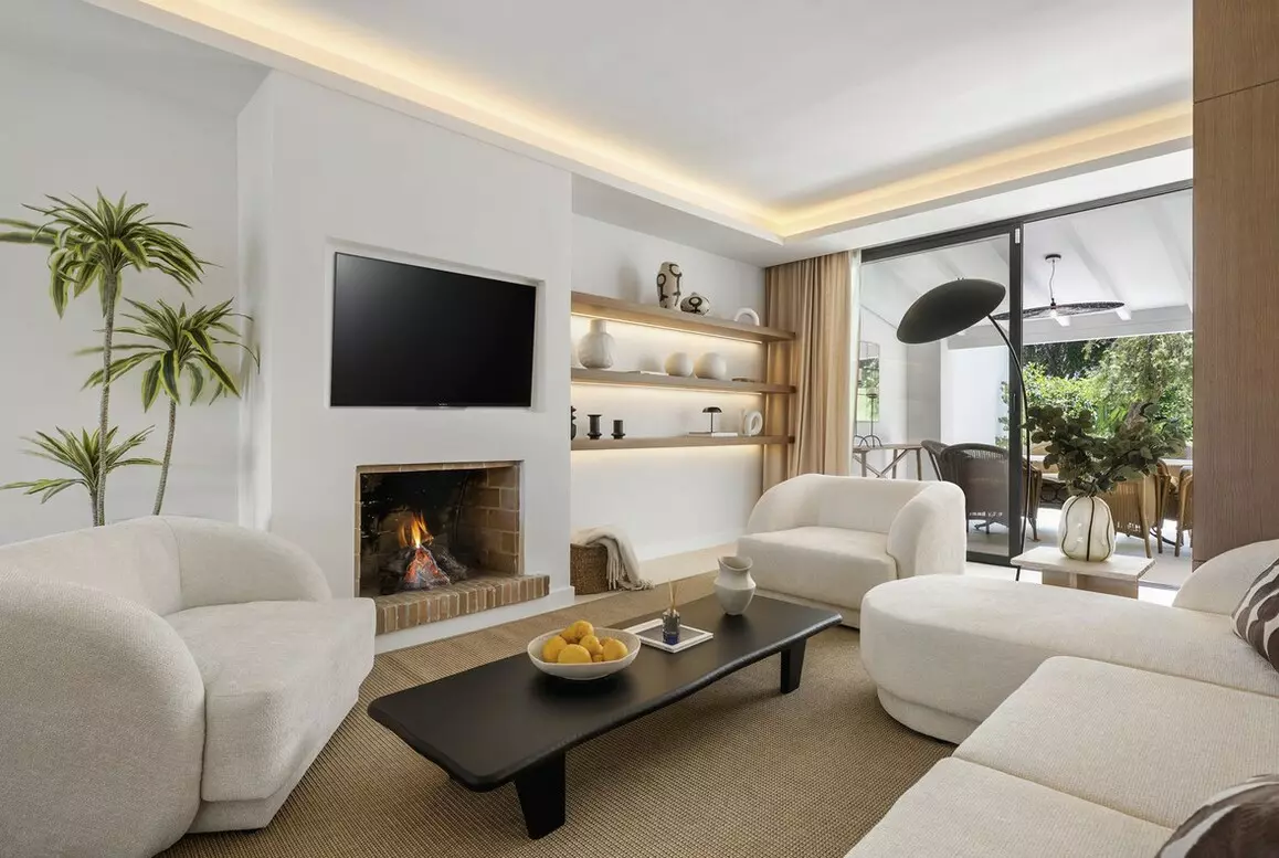 4-bedroom Townhouse In Marbella, Spain (273 M²)