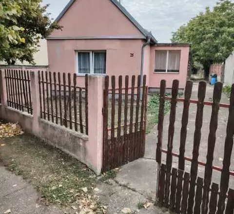 House In Sremska Mitrovica, 70m2, Serbia