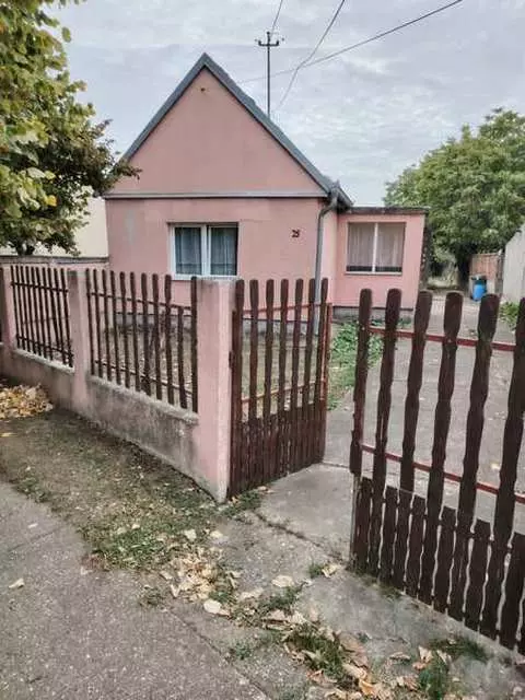 House In Sremska Mitrovica, 70m2, Serbia